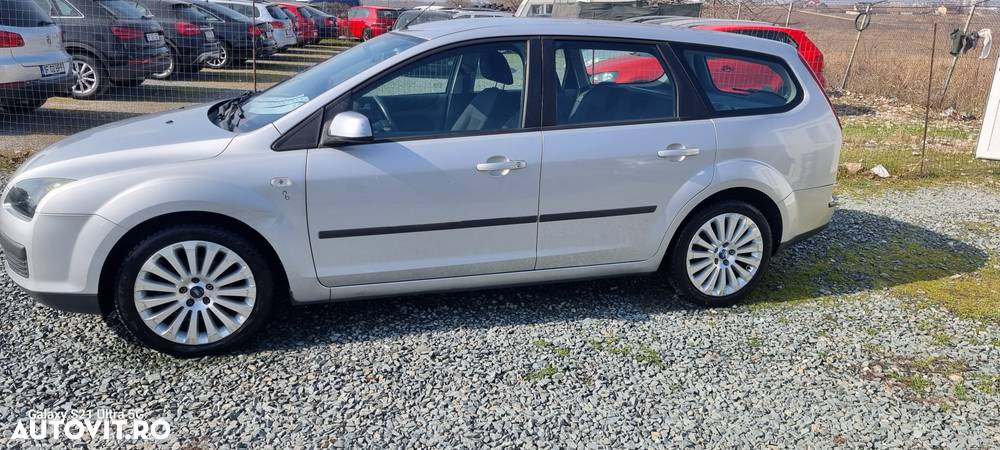 Ford Focus 1.6 TDCI Ambiente - 3