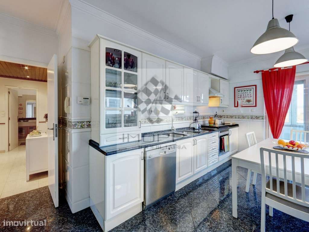 Moradia de Excelência na Amadora - Exclusividade, Conforto e Locali...-17