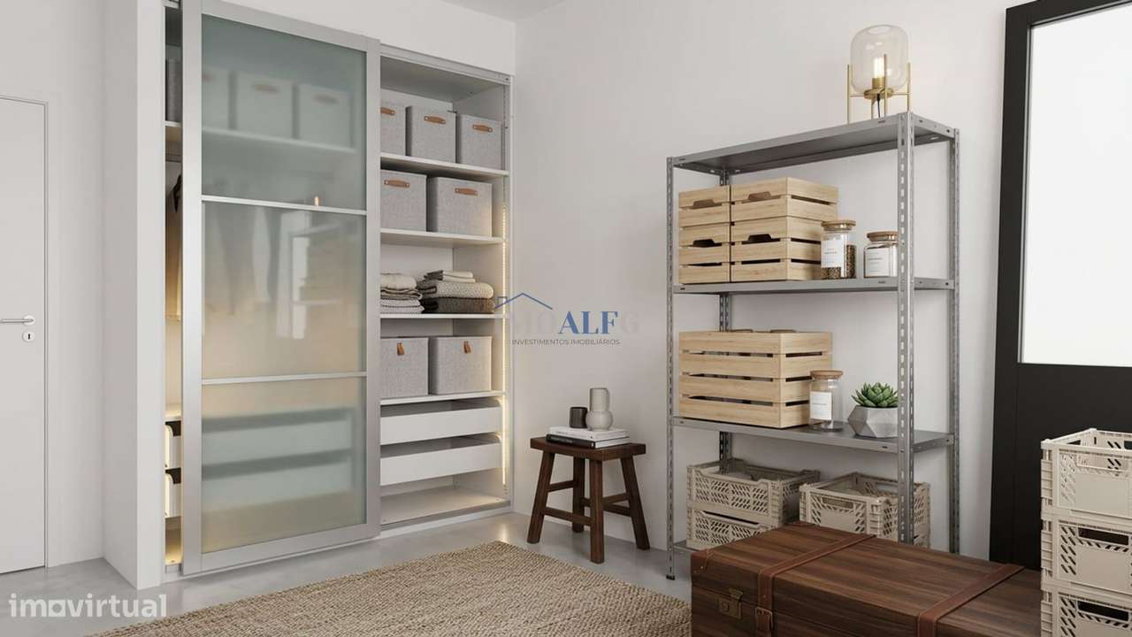 Apartamento T2 remodelado no centro do Barreiro, junto a transportes-11