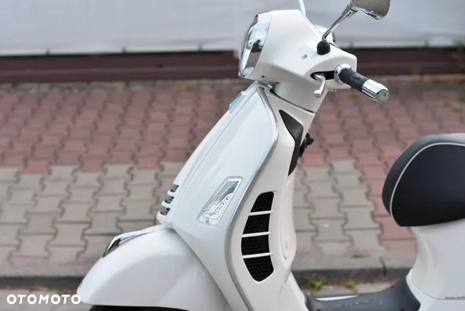 Vespa GTS - 6