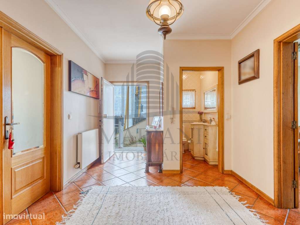 Moradia T4 independente em Valongo-26