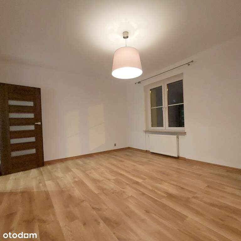 2 pokoje| Balkon | CO miejskie | 1 piętro - Pełny obrazek: 4/7