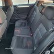 Volkswagen Golf 1.6 TDI DPF Highline - 12