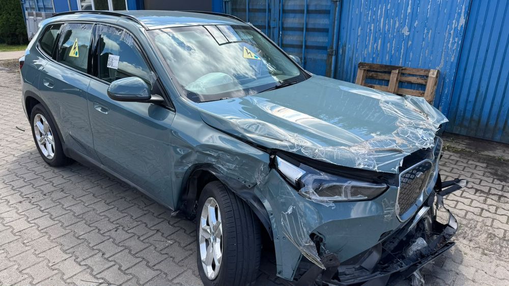 BMW iX1 eDrive20 66.5kWh 2025