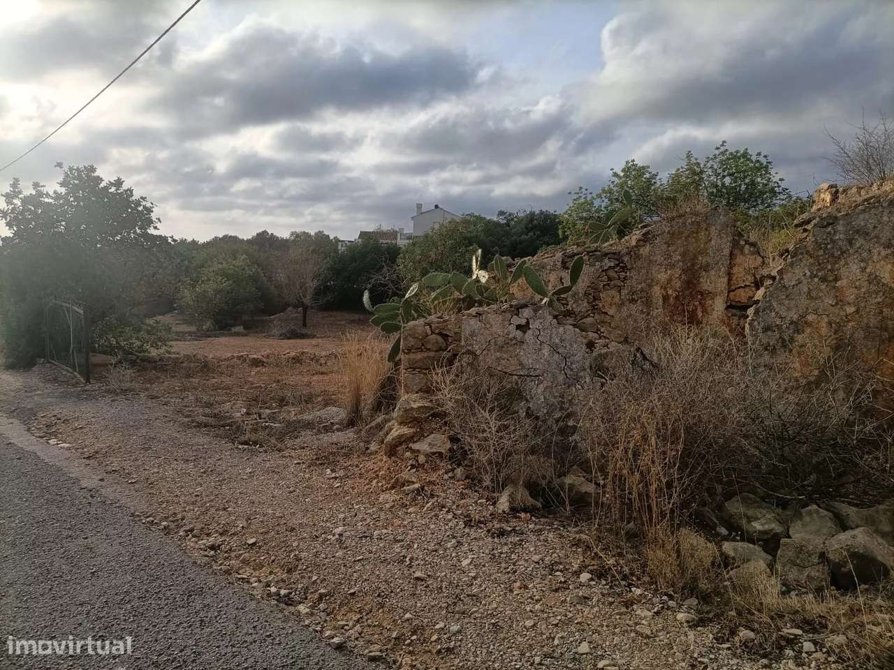 Terreno Urbano com Potencial em Estoi, Faro, Algarve. - Grande imagem: 5/5