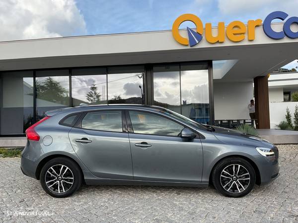 Volvo V40 2.0 D2 Momentum Geartronic - 5