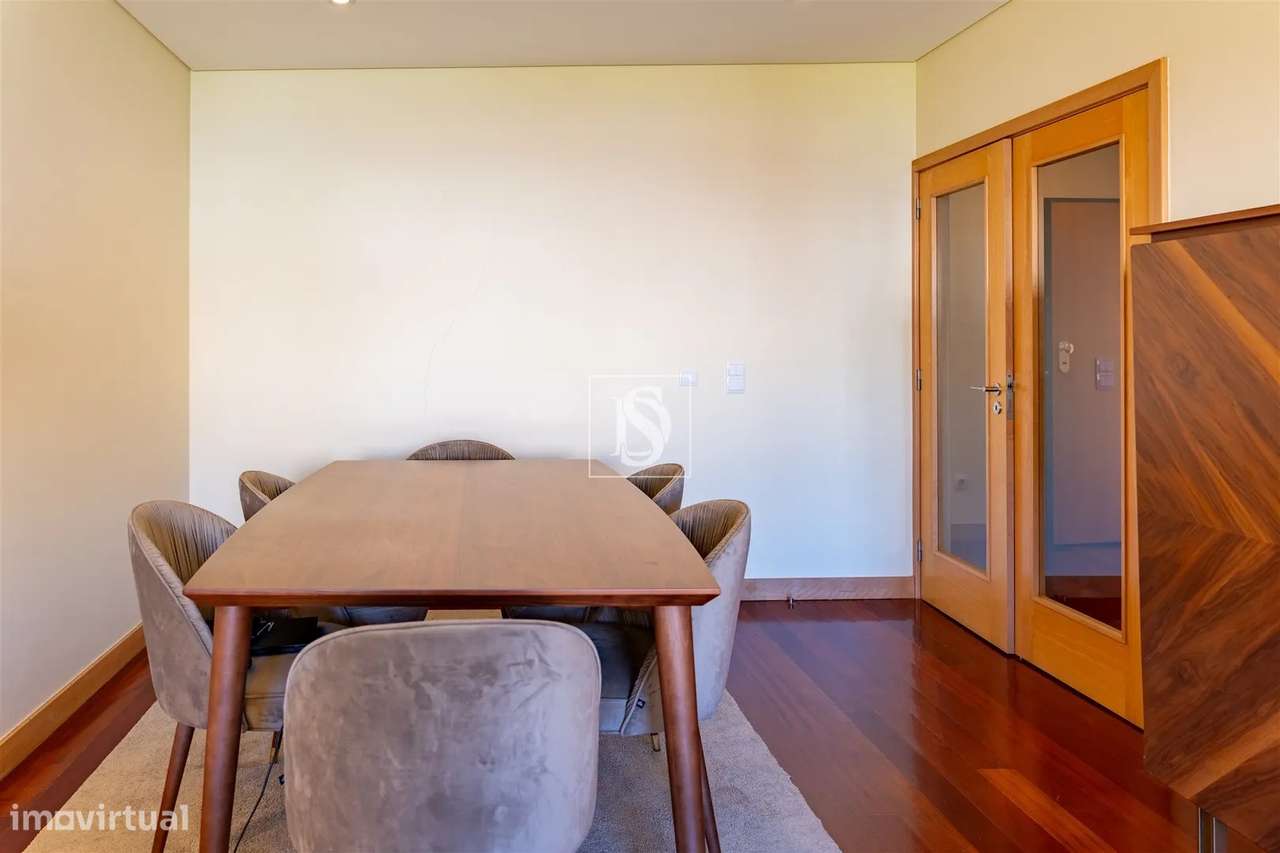 Apartamento T2+1 em Condomínio Fechado | Senhora da Hora, Matosinhos-12