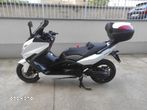 Yamaha Tmax - 12