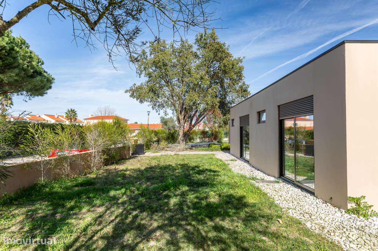 Moradia Térrea T4+1 de Luxo com Jardim e Piscina no Golfo do Montado e - Grande imagem: 5/49