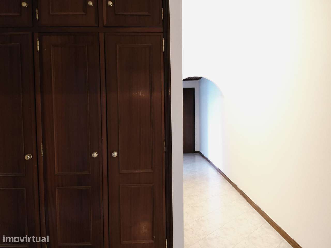 Apartamento T2 com 100m2 em algueirão-12