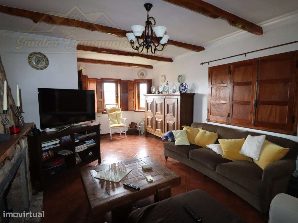 Fantástica moradia T4 em QUINTA com 6400m2 - Grande imagem: 4/27