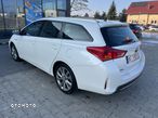 Toyota Auris - 2