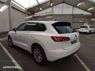 Volkswagen Touareg - 7