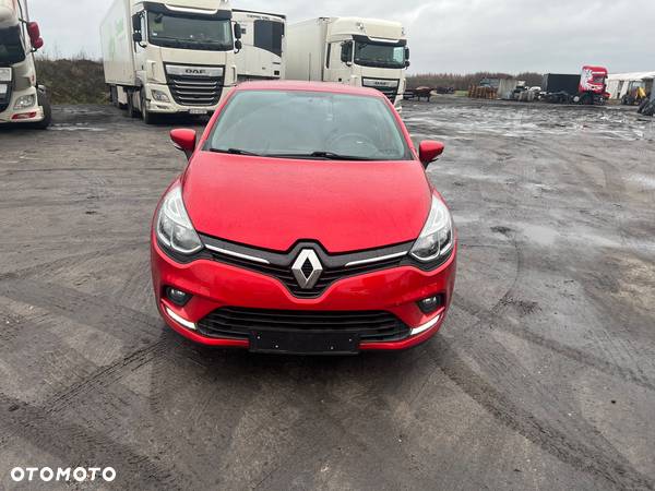 Renault Clio - 2