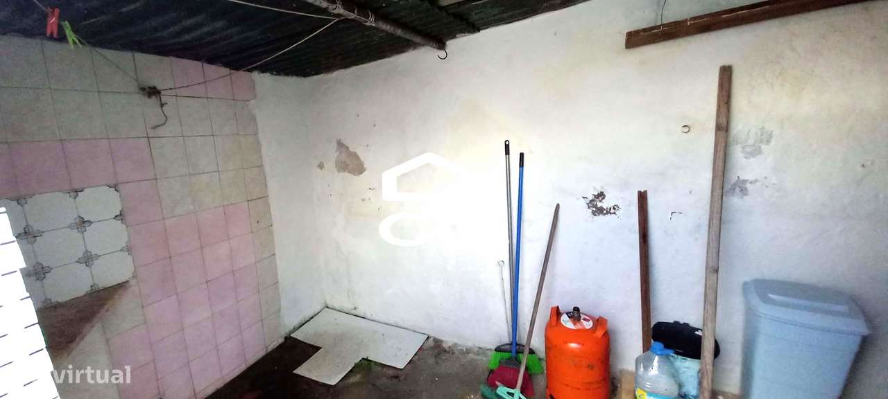 Moradia T1 com logradouro-19