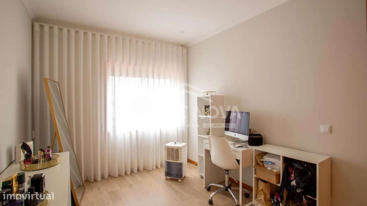 T3 com Varandas | Garagem | Vista Desafogada-20