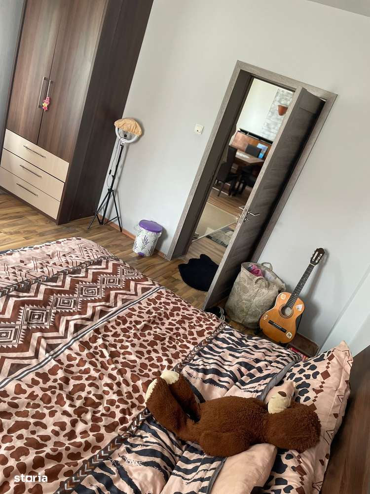 Proprietate de vanzare in Ideciu de Jos - locuinta + spatii comerciale - Imagine principală: 5/8