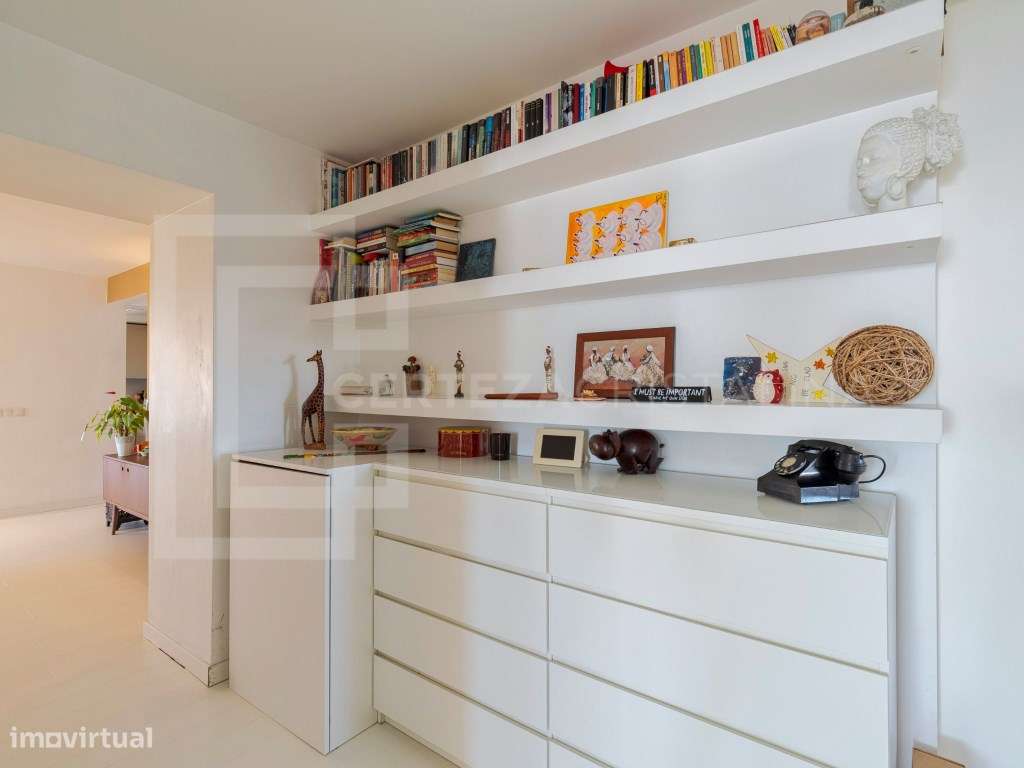 T5 com vista de mar em Paço de Arcos | Localização privilegiada-18