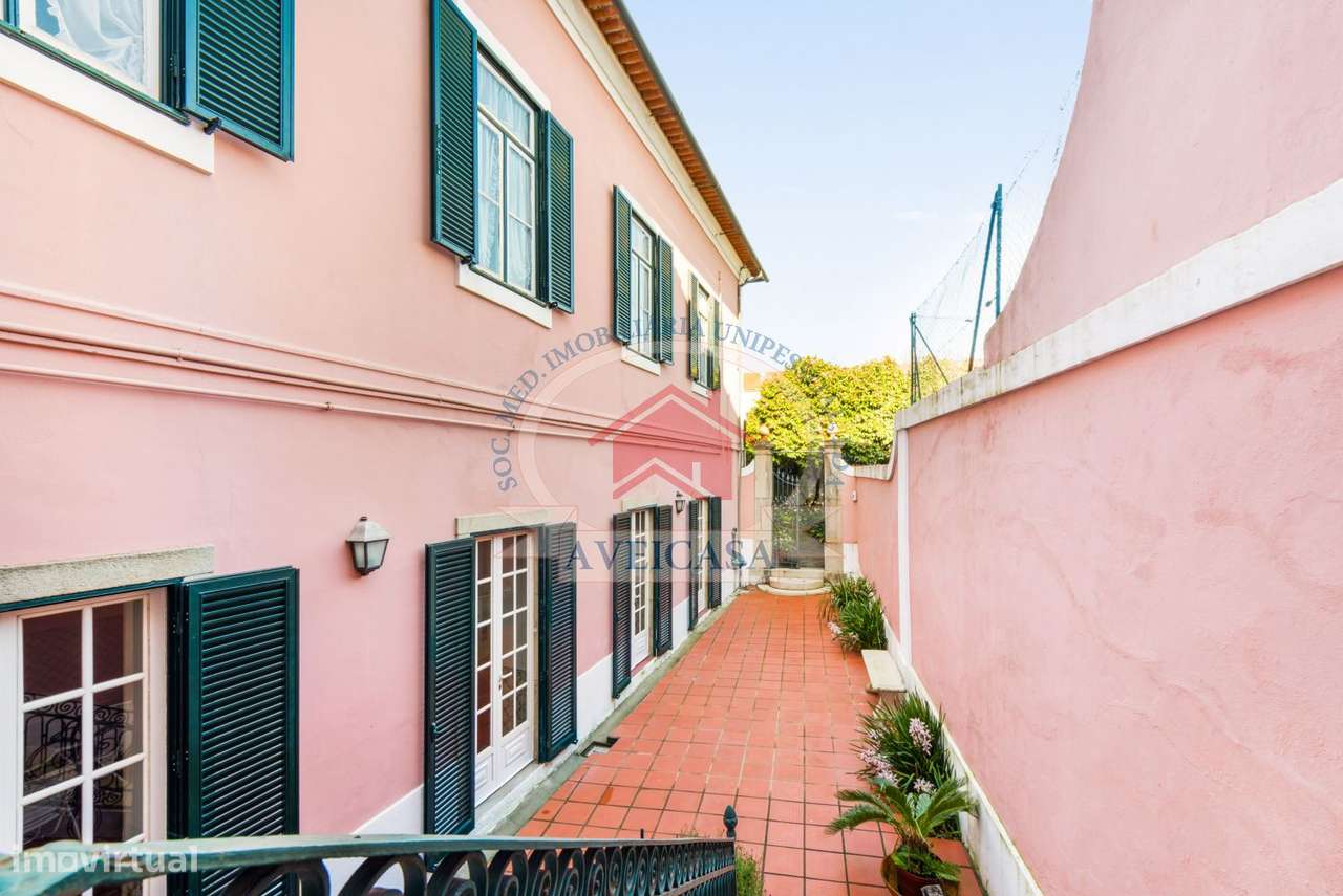 PALACETE NO CENTRO DA CIDADE DE AVEIRO-0