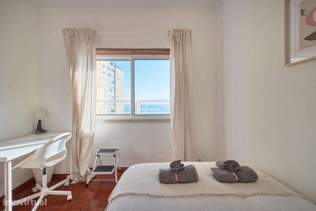 Quarto - localizado em Almada Lisbon - Grande imagem: 2/60
