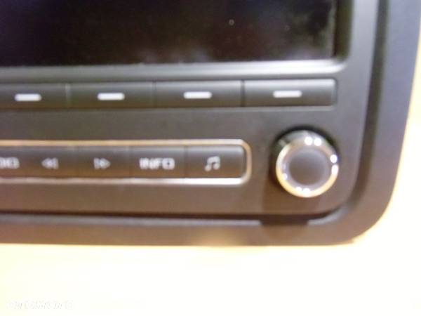 RADIO RAMKA CD MP3 SKODA FABIA II ROOMSTER 5J0035161C - 5