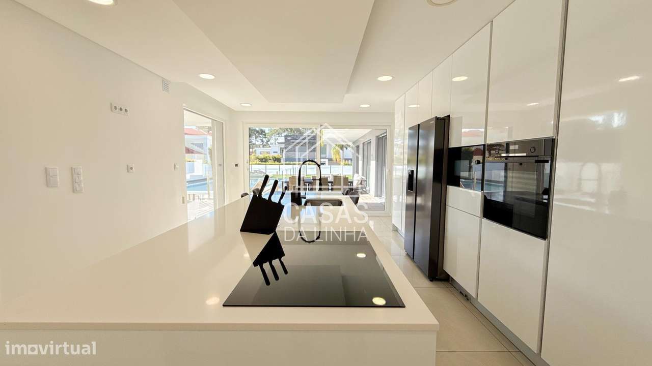 Moradia T6 de Luxo na Verdizela-10