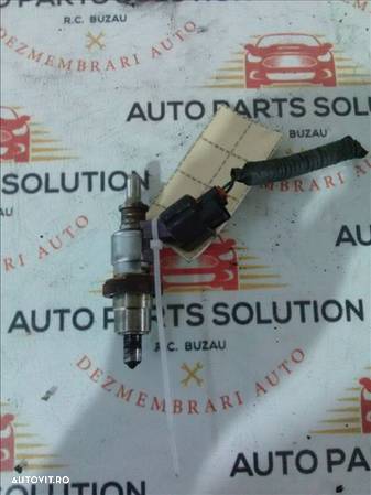 injector 5 toyota  avensis 2009 2015 - 1