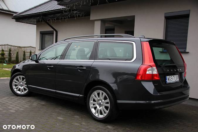 Volvo V70 2.0D Summum - 14