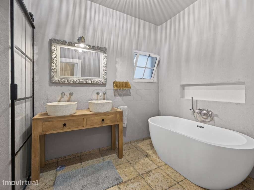 Excecional Moradia 5+1 Totalmente Renovada com Vistas Panorâmicas s...-48