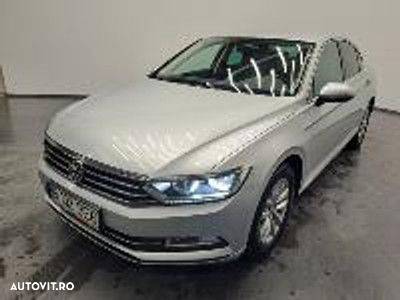 Volkswagen Passat 2.0 TDI DSG Comfortline - 2