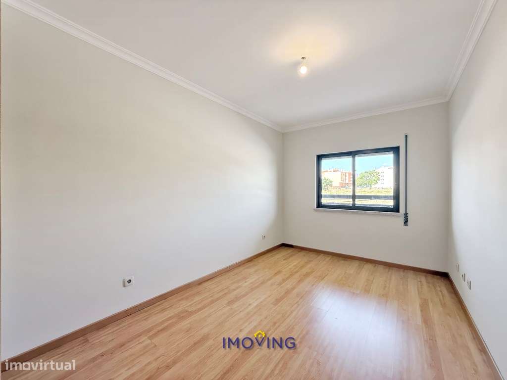Apartamento T3 no Pinhal Novo com arrecadação-17