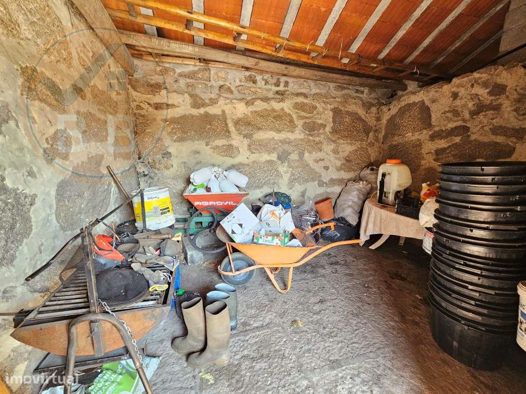 Quinta com Moradia T4 em Leiradas, Rio Douro - Cabeceiras de Basto-38