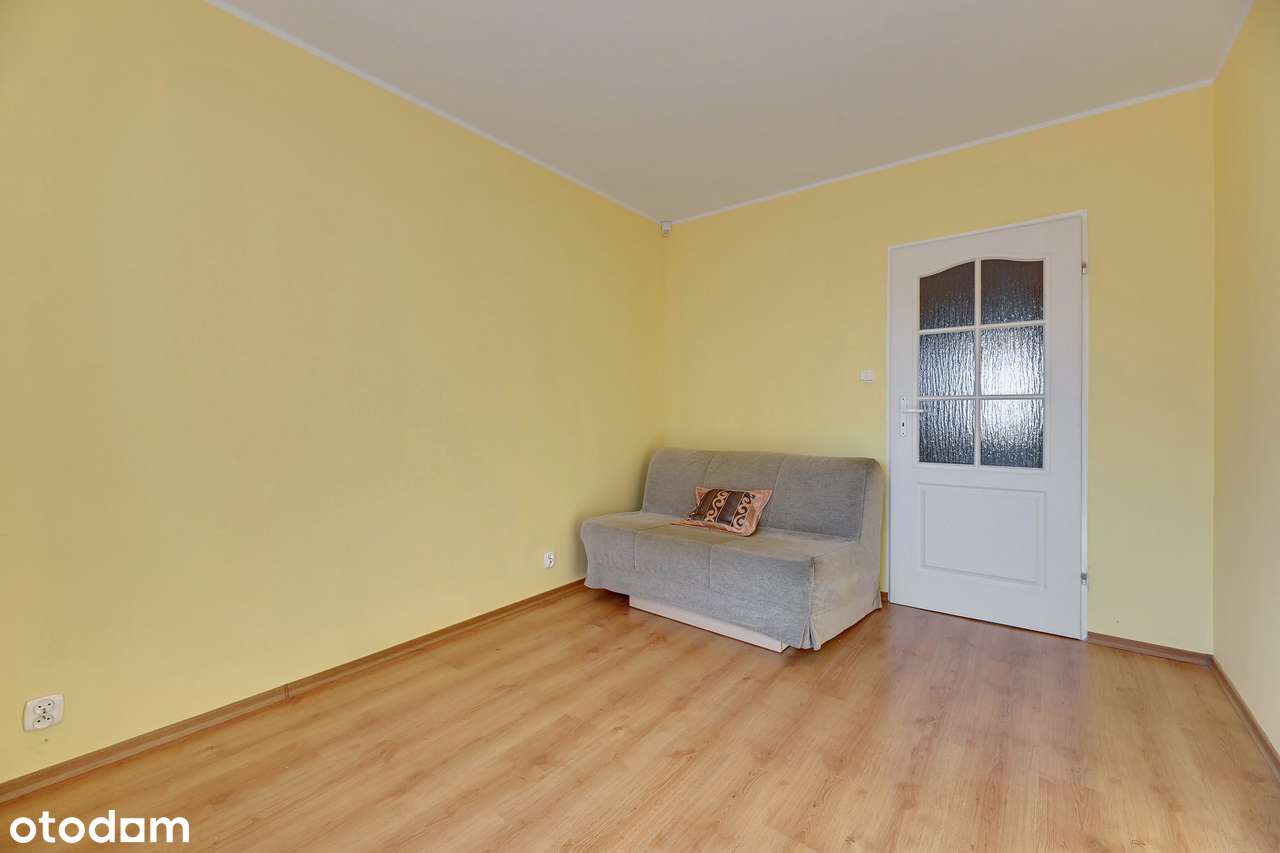 Duże dwa pokoje z możliwością zrobienia trzech-9