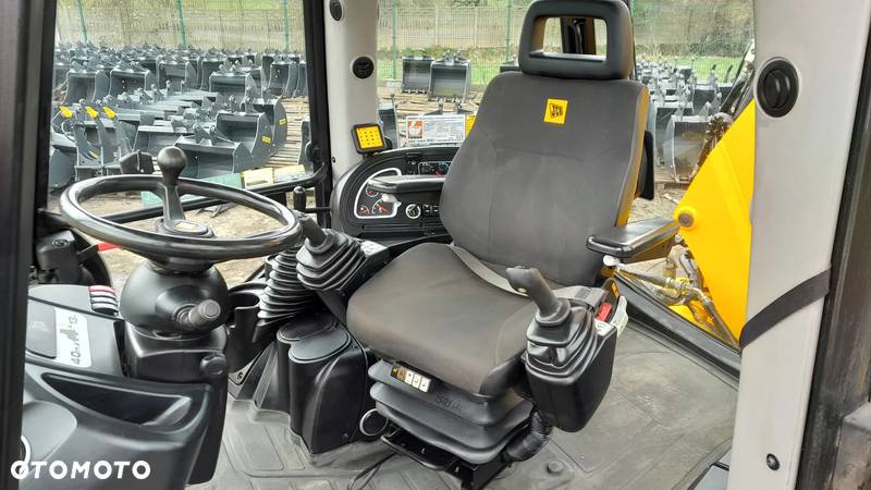 JCB 4CX 2013r  joystick szybkozłącze przód/tył - 19