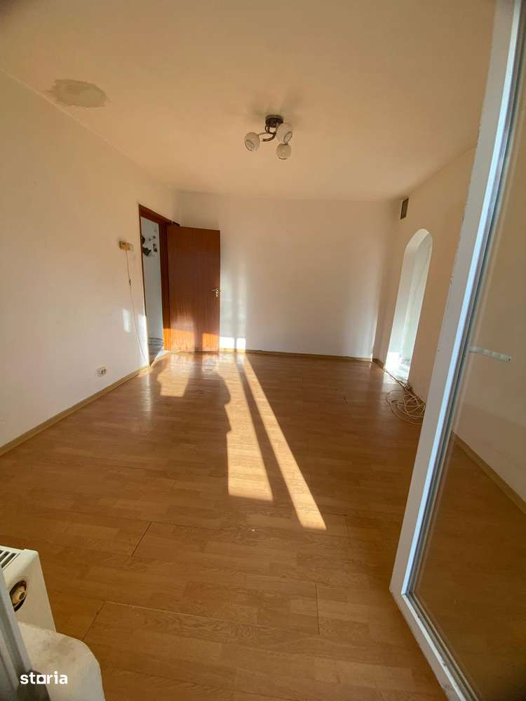 2 CAMERE la etajul 3 cu centrala Logofat Tautu-7