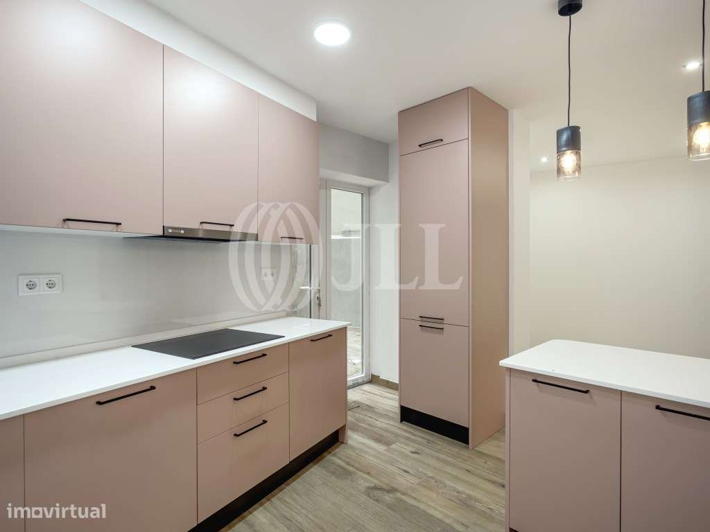 Apartamento T2 com terraço, na Lapa, Lisboa - Grande imagem: 2/31