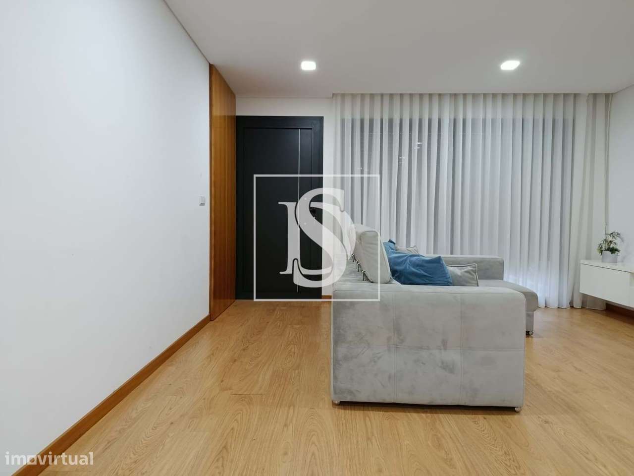 Moradia Térrea, T3, de Arquitetura Moderna - Grande imagem: 2/20