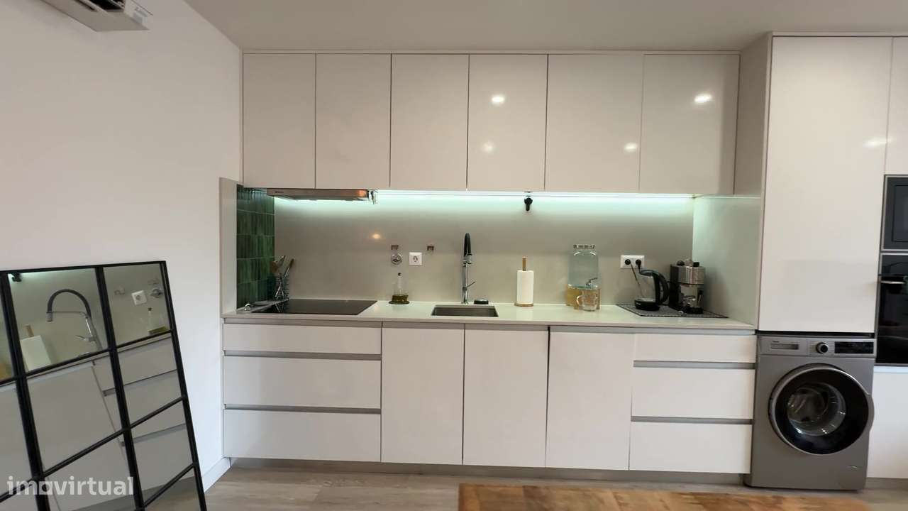 Apartamento T1 situado em plena baixa do Porto - Grande imagem: 5/14