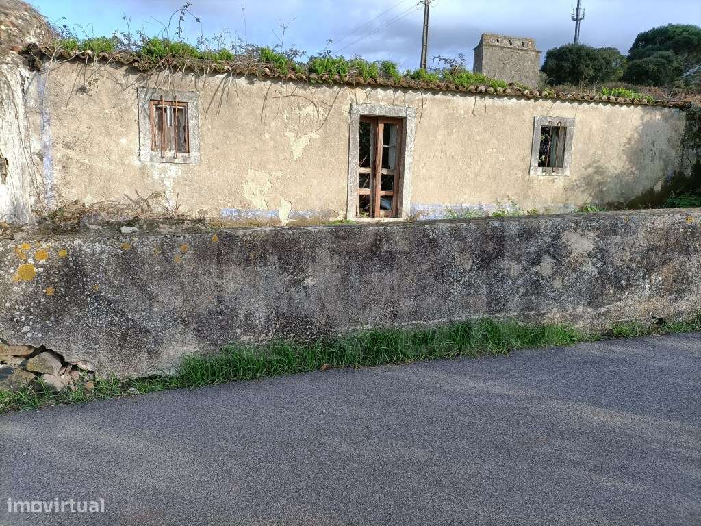 Moradia/Ruina por recuperar em Almargem do Bispo com terreno de 656... - Grande imagem: 2/14