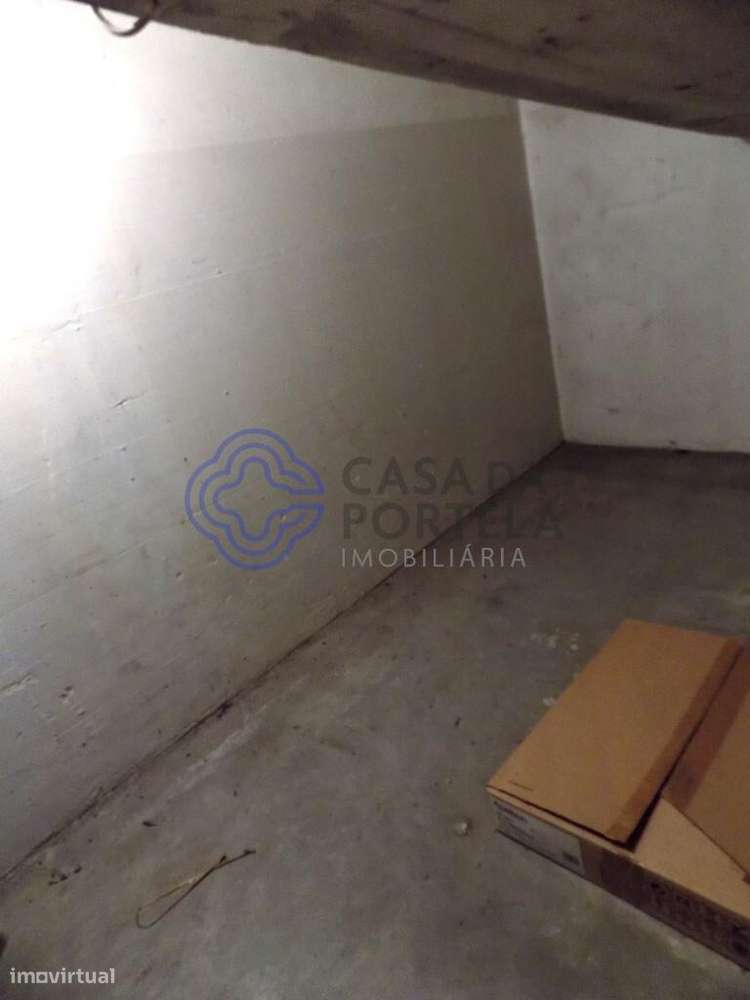 Apartamento T0 para Arrendamento-P. da Foz-Junto Universidade Católica - Grande imagem: 3/16