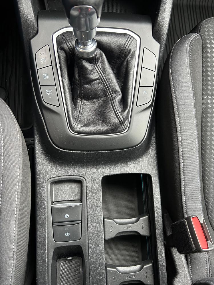 Ford Focus - foto 19