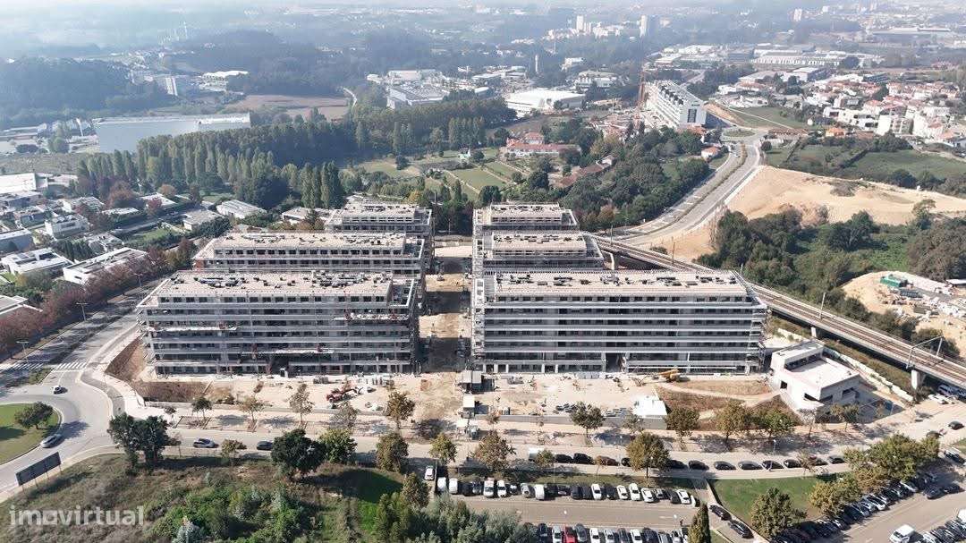 T4 Novo c/ Terraço e Garagem Box para 2 Carros, na Maia - Grande imagem: 4/15