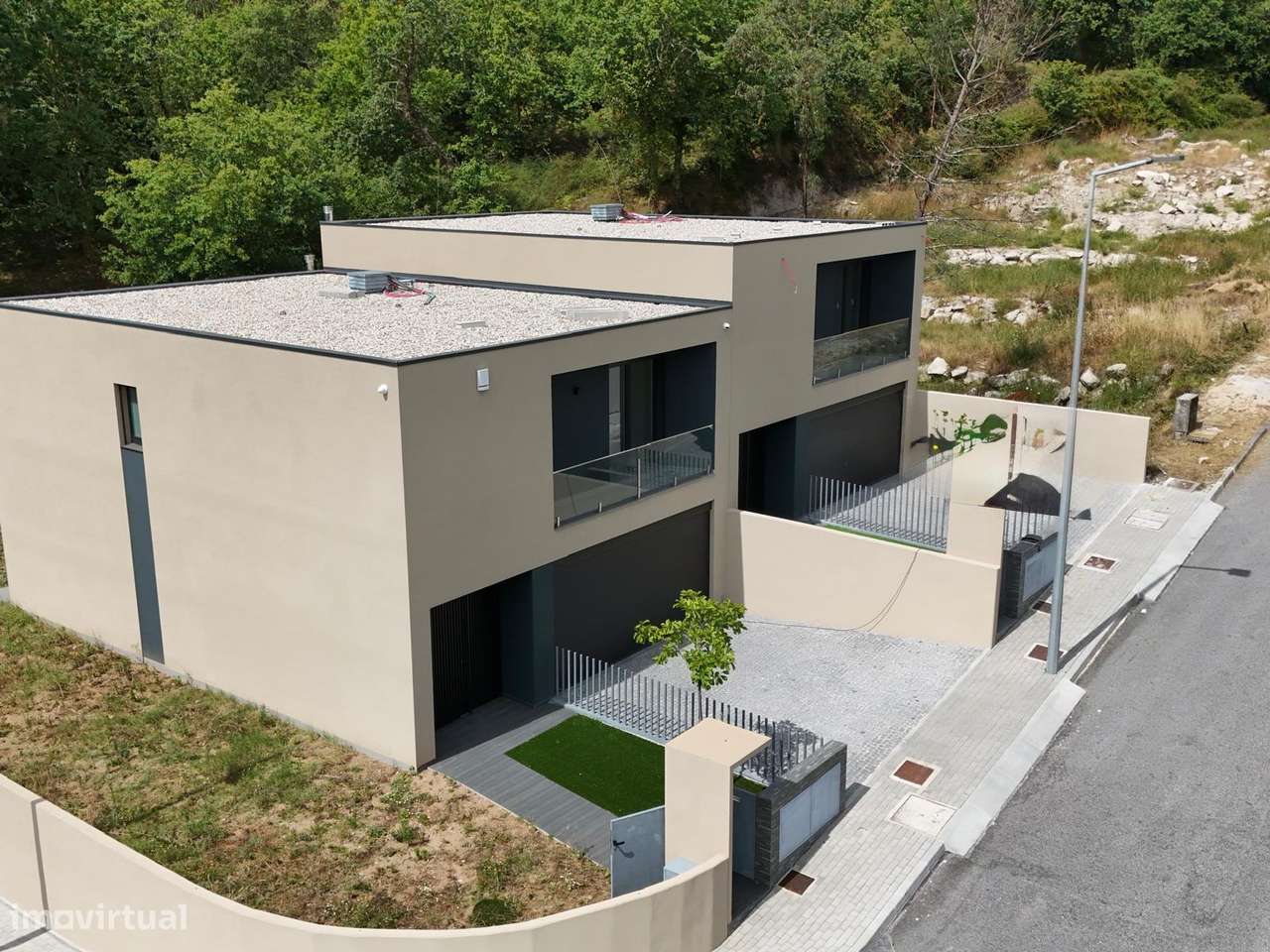 Moradia T3 nova pronta habitar Povoa de Lanhoso-36