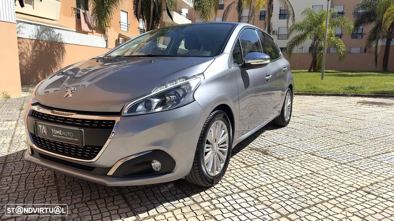 Peugeot 208 1.2 PureTech Allure - 2