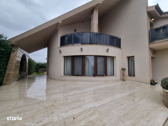 Casa deosebita de vanzare Sanmartin-1