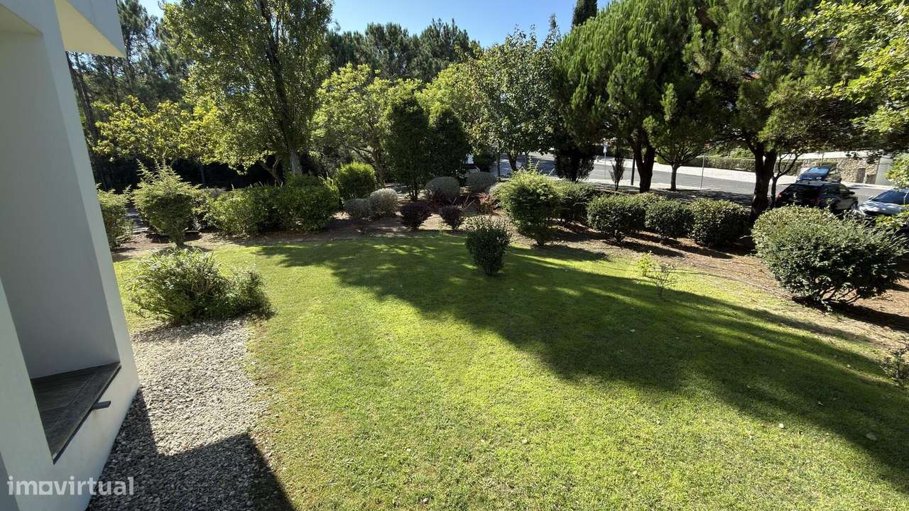 Apartamento T3 Condominio com piscina Belas Clube Campo-35