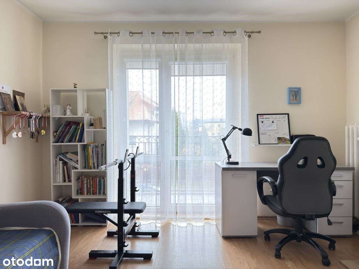 Dom  w centrum Rumi-7