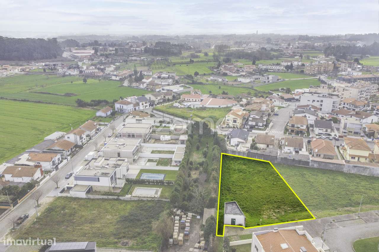 Terreno para moradia unifamiliar S. Pedro de Avioso, Castêlo da Maia - Grande imagem: 5/16