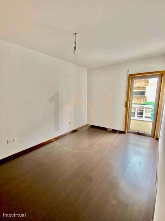 Apartamento T2 na Rua das Doze Casas. - Grande imagem: 5/8