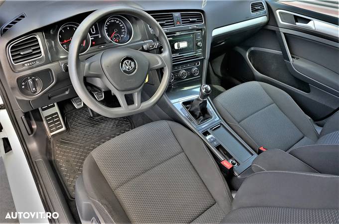 Volkswagen Golf 1.0 TSI Comfortline - 12